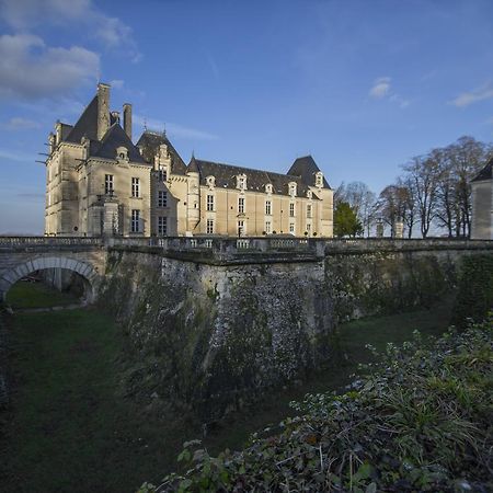 Chateau De Jalesnes Vernantes Exterior photo