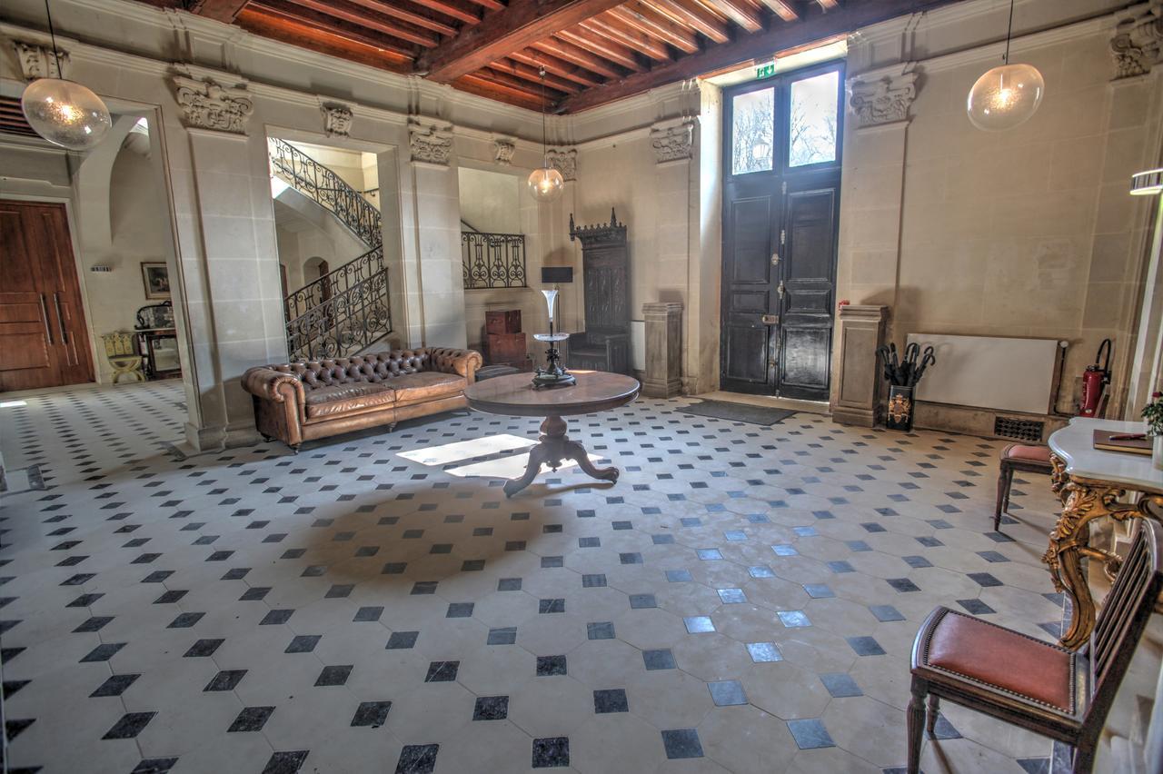 Chateau De Jalesnes Vernantes Exterior photo